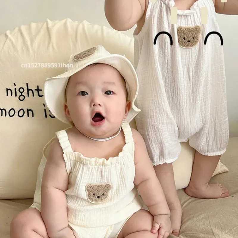Mini Fashion™ - Kølig og behageligOff-white - Baby-havebukser med hue Råhvid Outlet
