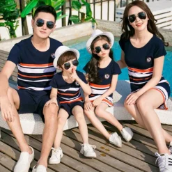 Mini Fashion™ - Sjov For Hele Familien - Stribet familiesæt New