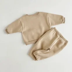 Mini Fashion™ - Varm og behagelig - Træningsdragt med blomsterbroderi Online